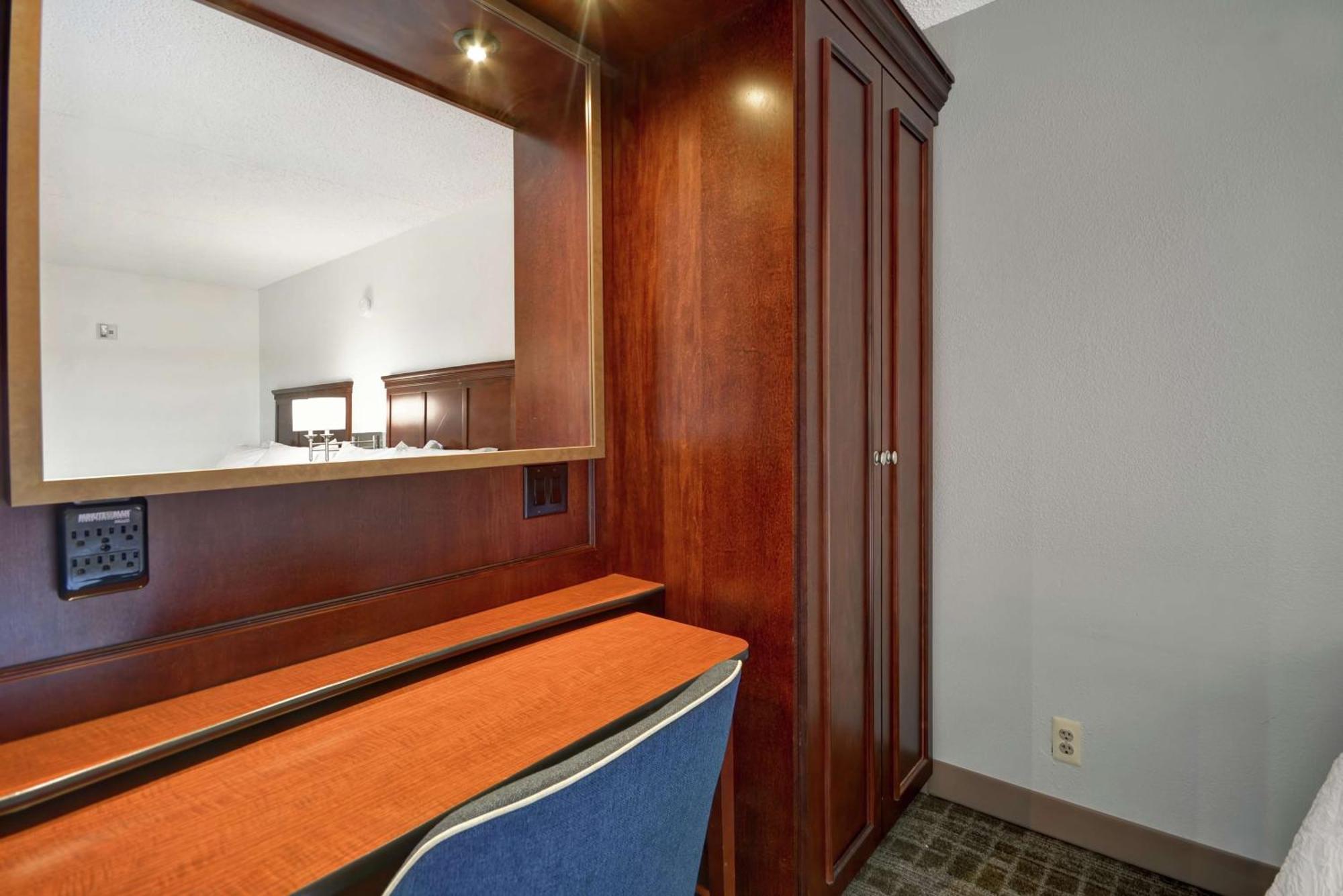 Hampton Inn Detroit Madison Heights South Troy מראה חיצוני תמונה