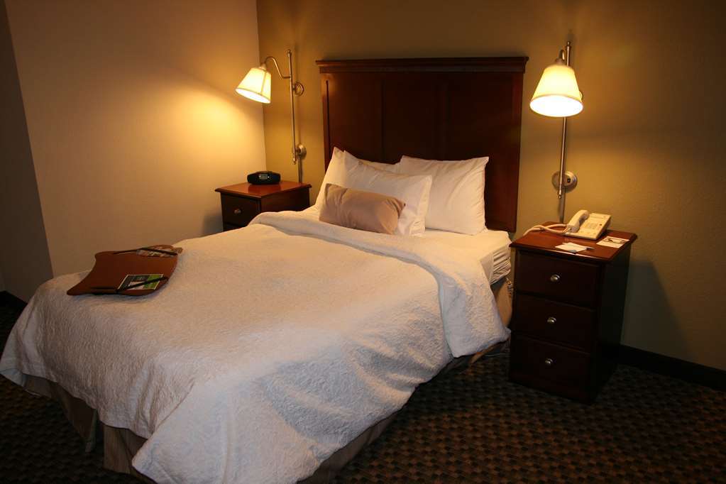 Hampton Inn Detroit Madison Heights South Troy חדר תמונה