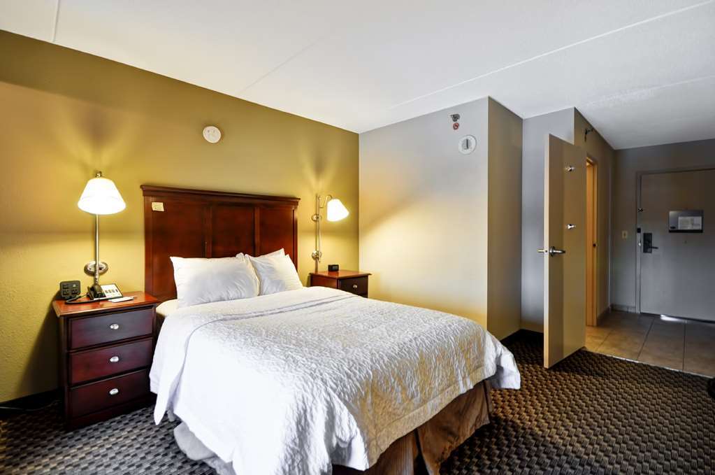 Hampton Inn Detroit Madison Heights South Troy חדר תמונה